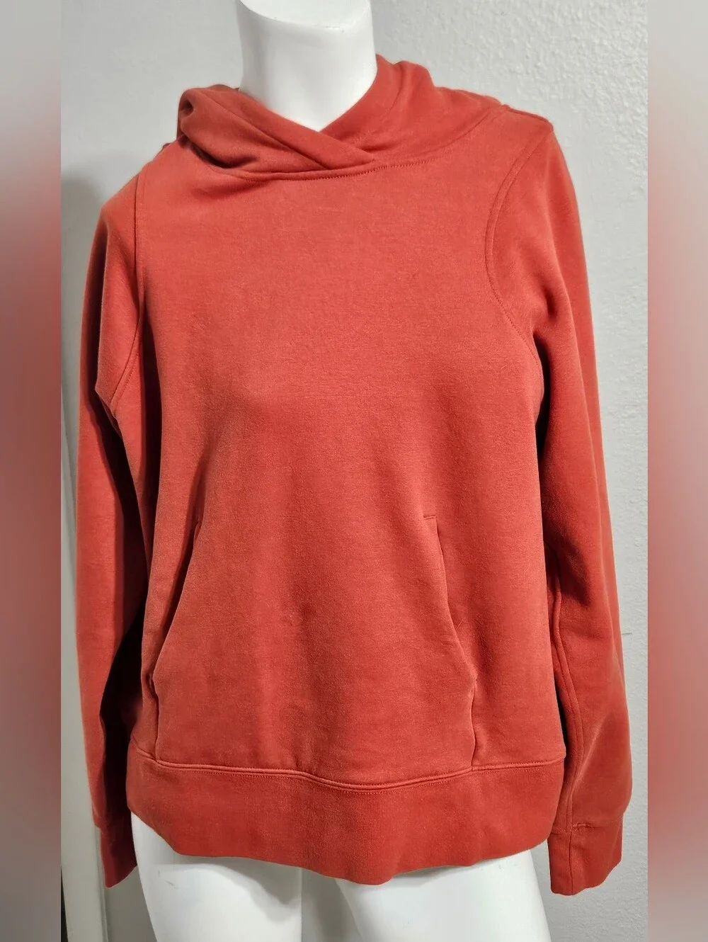 Lulemon Women's Loungeful Hoodie Orange Size 8